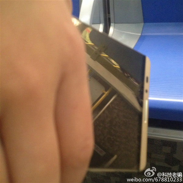 疑似华为Mate 7升级版曝光：超级帅！