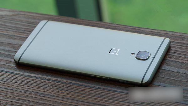 一加手机3和乐Max 2哪个好 乐Max 2和一加3对比评测