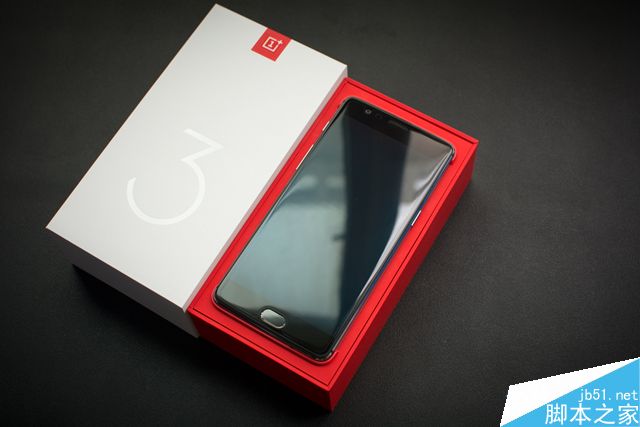 一加3全面上手体验 能成为手机界的“外星人”吗?