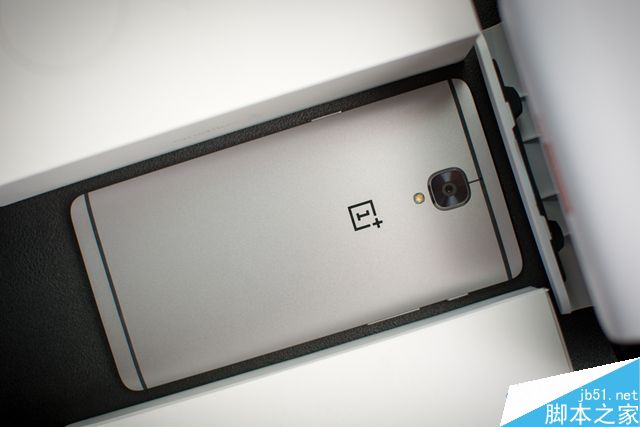 一加3全面上手体验 能成为手机界的“外星人”吗?