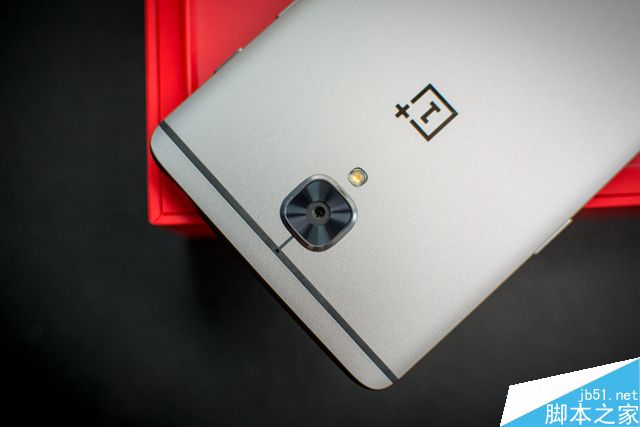 一加3全面上手体验 能成为手机界的“外星人”吗?