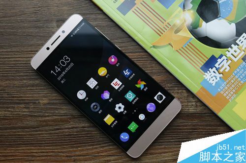 华为荣耀8和乐MAX2对比评测1