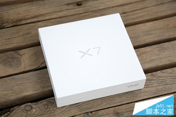 前置指纹!vivo X7开箱图赏:单手爽爆