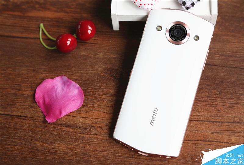 前置2100万美颜效果如何?美图M6评测