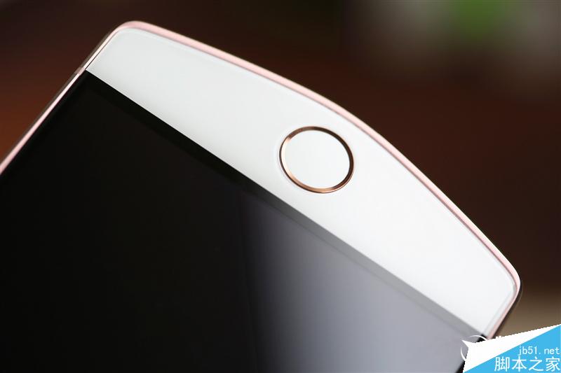 前置2100万美颜效果如何?美图M6评测