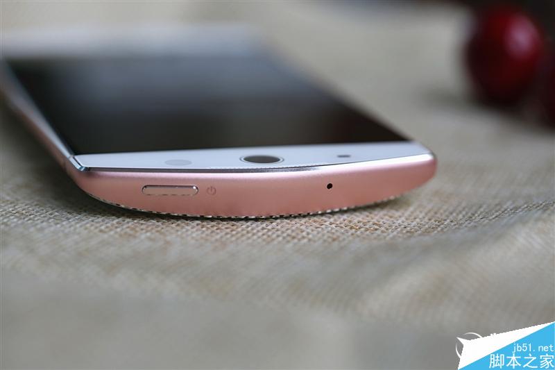 前置2100万美颜效果如何?美图M6评测