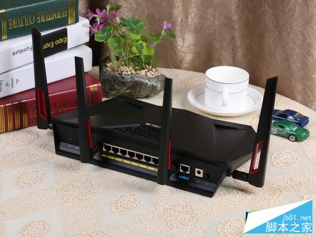 华硕 RT-AC88U 外观图