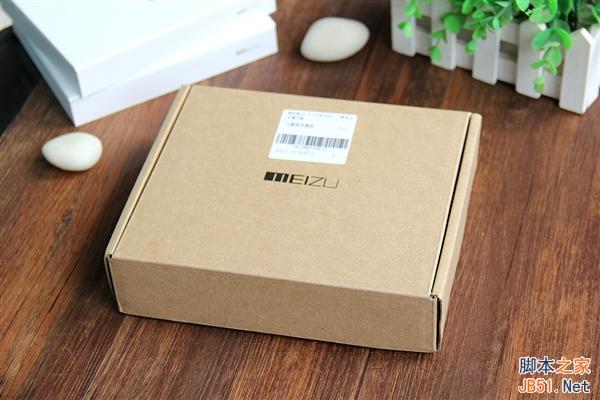 魅蓝Note量产版开箱图赏:更水灵了