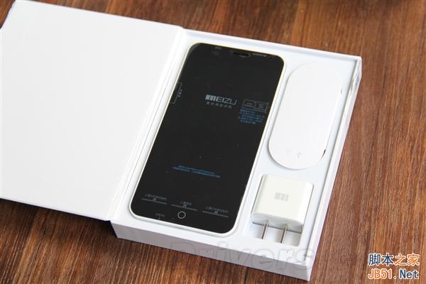 魅蓝Note量产版开箱图赏:更水灵了