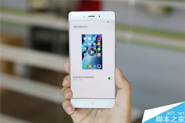 努比亚无边框和三星曲面屏你觉得哪种更好看?