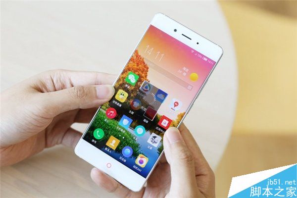 努比亚无边框和三星曲面屏你觉得哪种更好看?