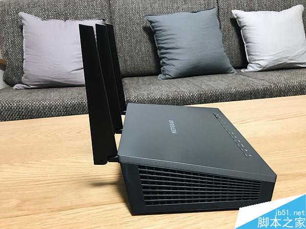经典继续，网件R7000升级款R7000P AC2300路由器开箱&简单测试