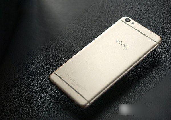 vivo X7和vivo Xplay5哪个好 vivo X7与vivo Xplay5区别对比