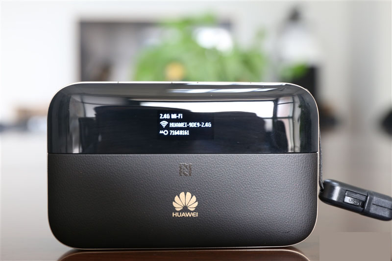 续航神油!华为随行WiFi 2 Pro评测:让你的手机更坚挺
