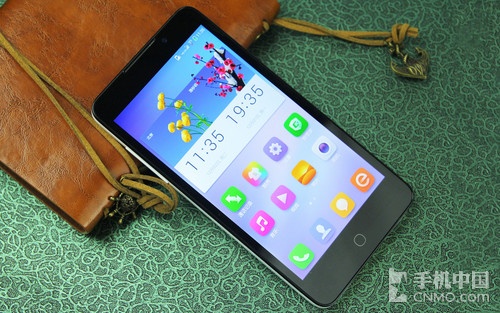 64位CPU双卡4G 大神F1 Plus移动版评测 