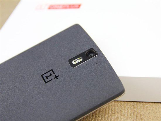 可玩性高的手机  一加手机