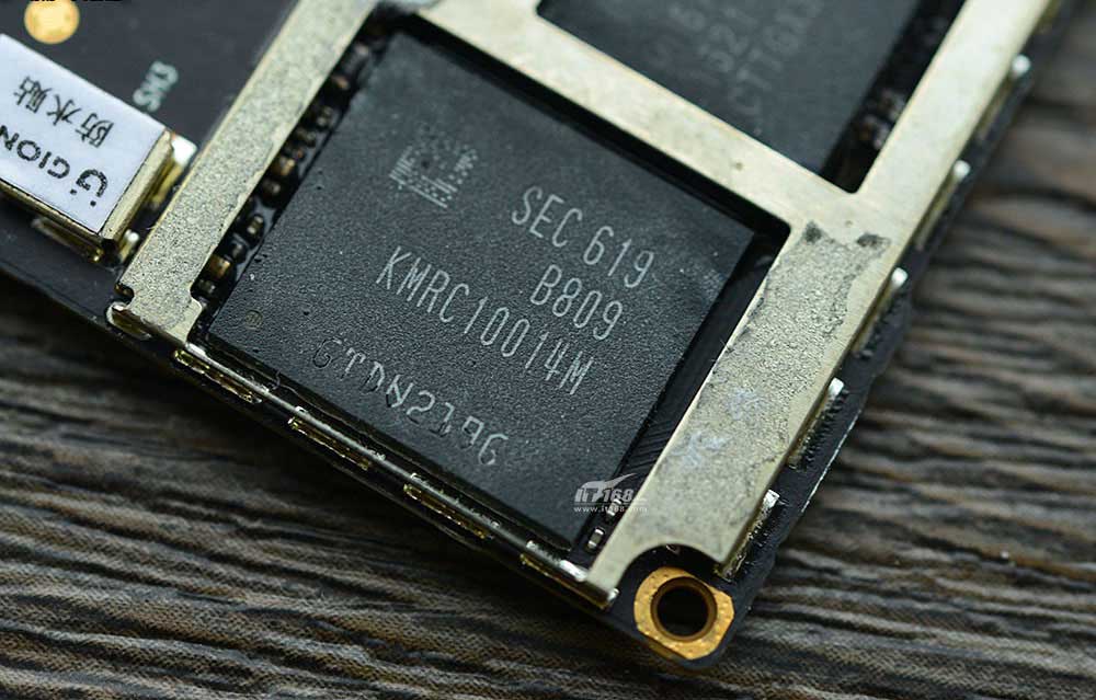 金立M6做工如何 金立M6拆机图解(21/28)