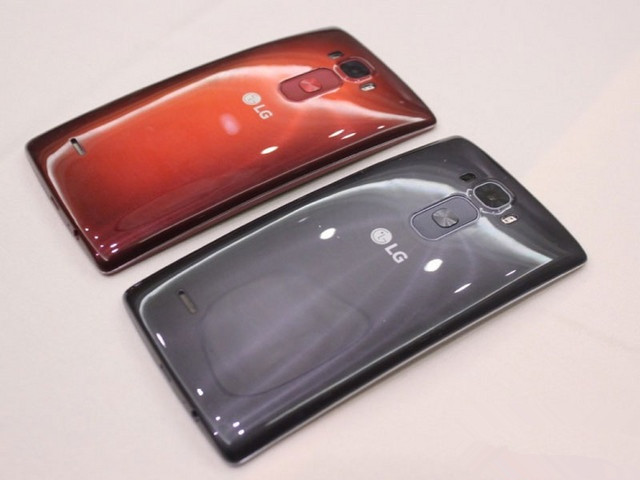 LG G Flex2
