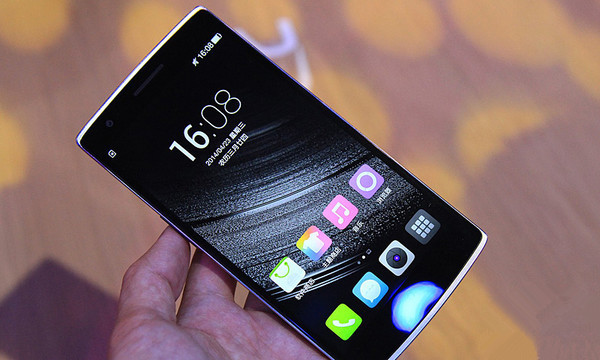 2015年2000元左右大屏手机推荐 一加手机