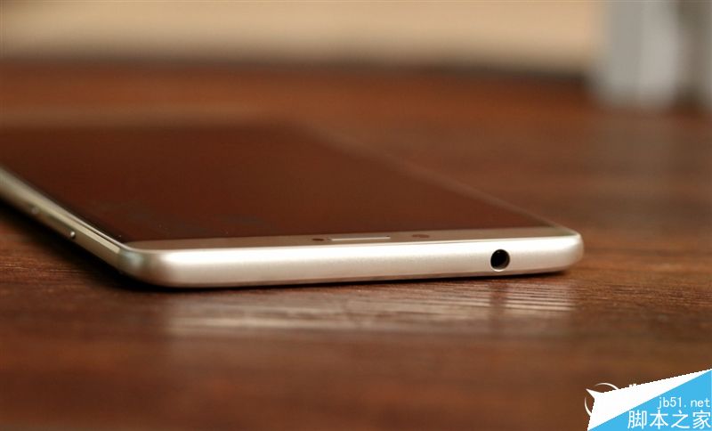 6.6寸2K完美巨屏机！荣耀NOTE8深度评测