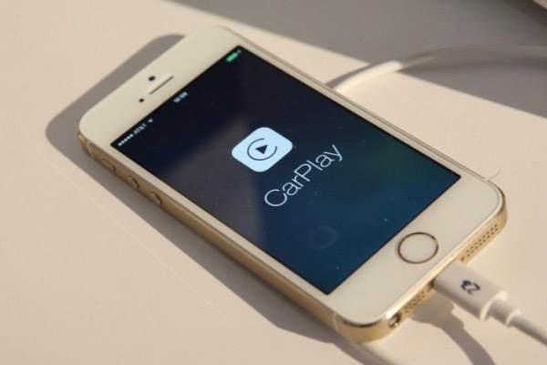 Harman触触摸屏CarPlay解决方案亮相