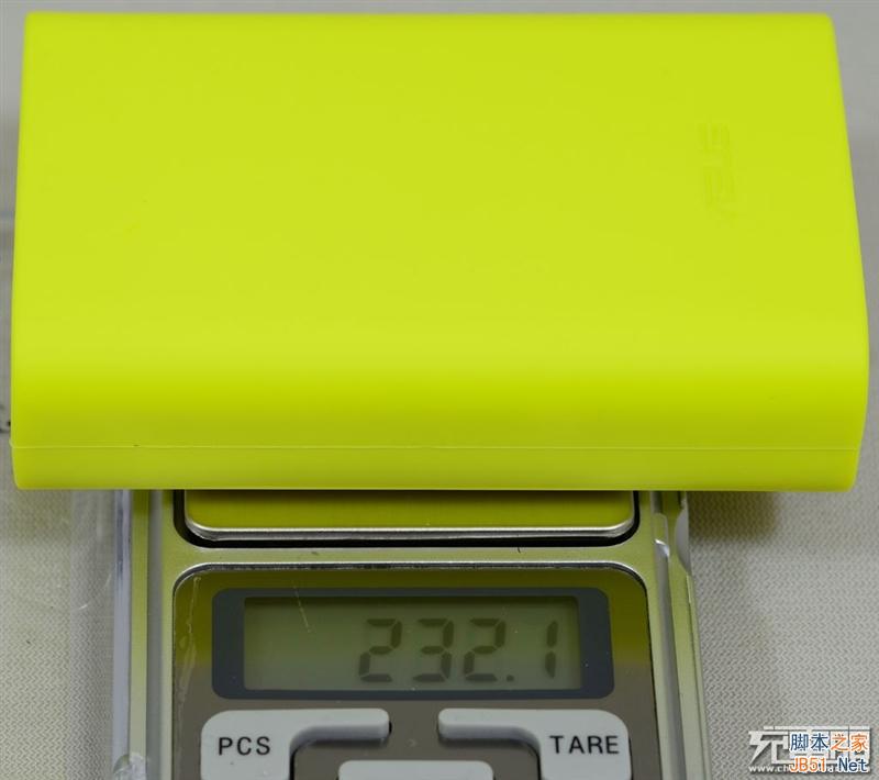 小米亲兄弟?华硕9600mAh移动电源拆解