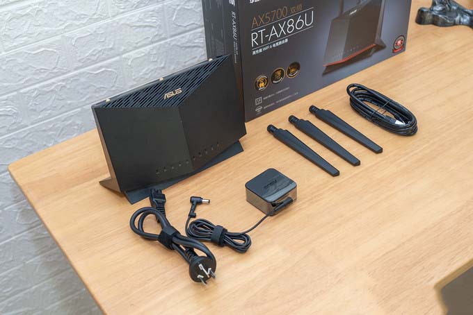 高贵的阿苏斯也有大碗份,满血进化WiFI6的华硕RT-AX86U开箱简测