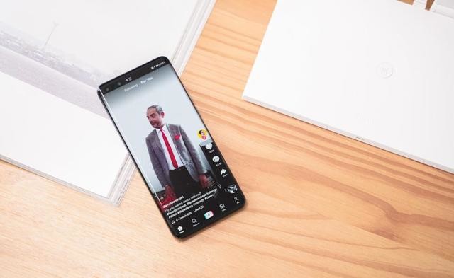 一步到位,极速表现:HUAWEI WiFi AX3体验