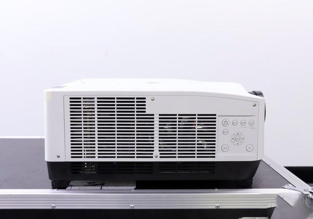 NEC工程投影机评测