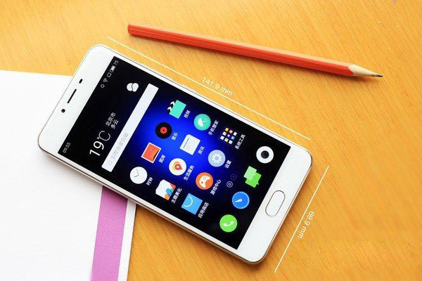 魅蓝U10和魅蓝3S哪个好 魅蓝U10和3S区别对比