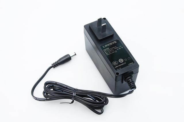 领势WRT32X体验:黑化的WRT附魔,用硬件强杠ping的硬核游戏路由器