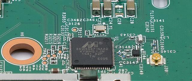 领势WRT32X体验:黑化的WRT附魔,用硬件强杠ping的硬核游戏路由器