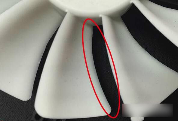 机箱风扇怎么选?机箱风扇越大越好 越多越好吗