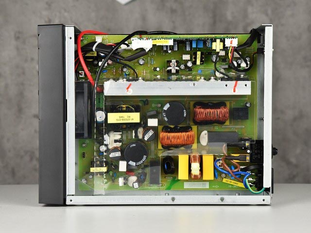 艾亚特1KB UPS电源评测:电器应急后备军