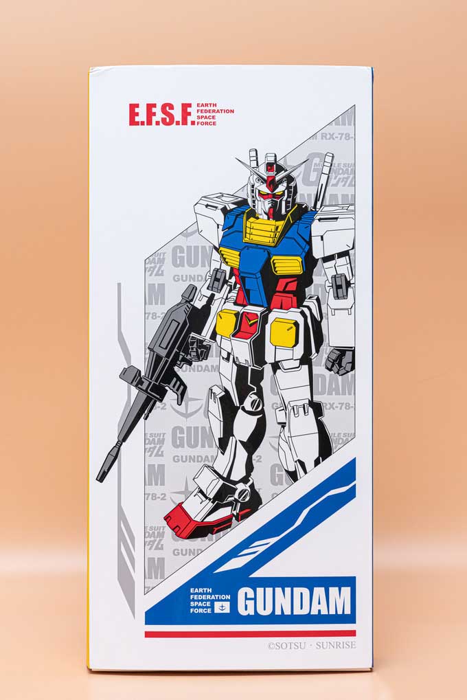 高达,屹立在电脑桌上,IKBC RX-78-2配色机械键盘