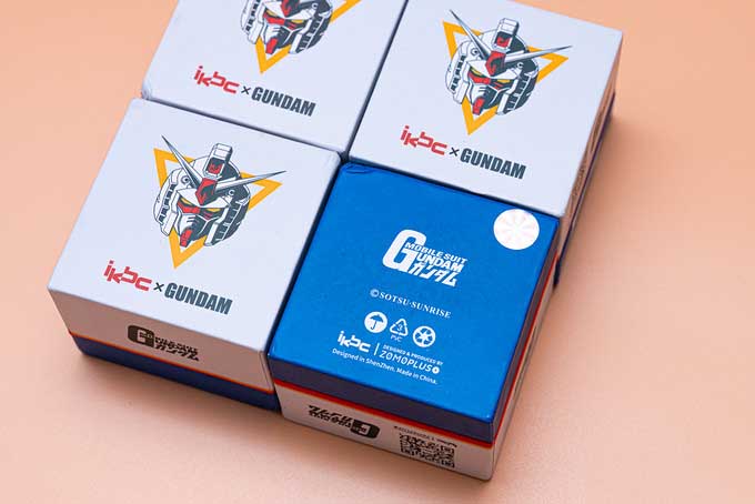 高达,屹立在电脑桌上,IKBC RX-78-2配色机械键盘