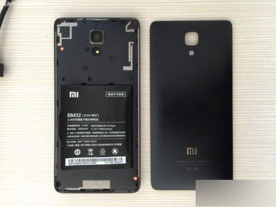 突发！用户曝小米手机4充电时电池鼓包 