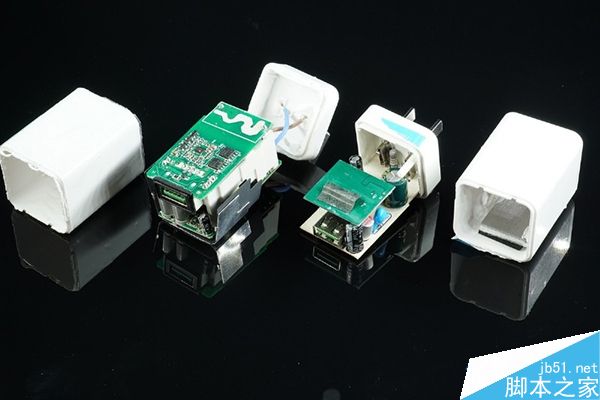 OPPO闪充惊险山寨版 怎么分辨正品OPPO充电器?