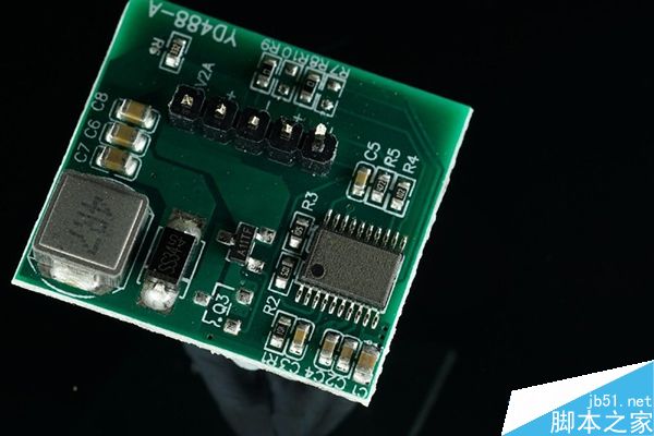 OPPO闪充惊险山寨版 怎么分辨正品OPPO充电器?