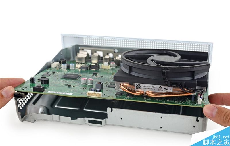 Xbox One S彻底拆解:硬盘设计无语