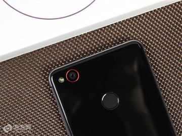 哪里不一样：努比亚Z11 mini S对比Z11 mini