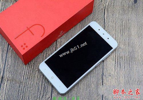 360手机N4A和F4哪个值得买 360N4A和360F4全面区别对比深度评测图解