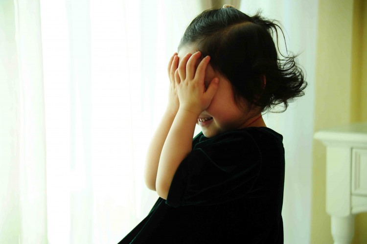 如何拍摄容易害羞的人？ 脚本之家