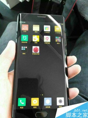 惊艳!小米Note 2真机抢先曝光:终于亮屏了