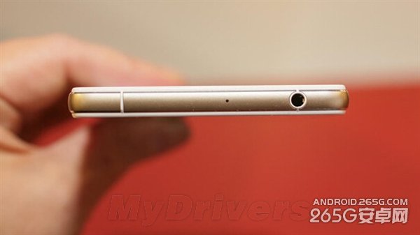 双玻璃!nubia新旗舰真机完全曝光:配置给力