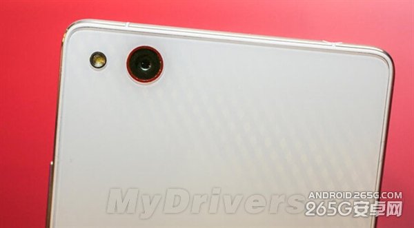 双玻璃!nubia新旗舰真机完全曝光:配置给力