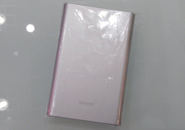 华为13000mAh移动电源怎么样？华为移动电源配置评测