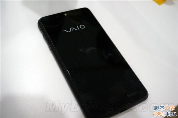 VAIO手机正式发布！Nexus 4附体