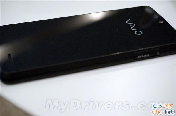 VAIO手机正式发布！Nexus 4附体