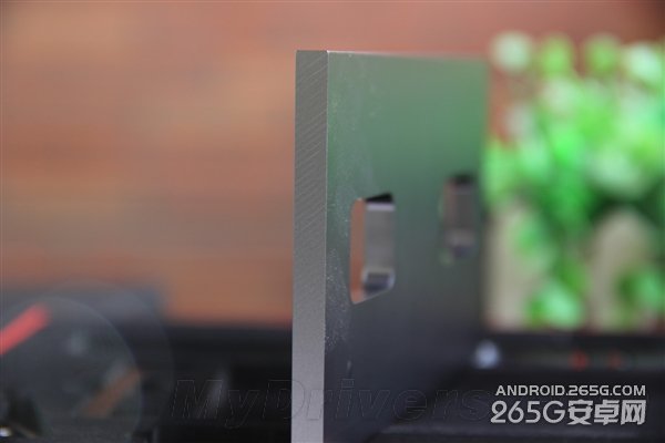 nubia Z9邀请函图赏：好重呀！